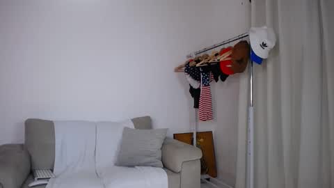 josezaens_ online show from October 29, 8:16 am