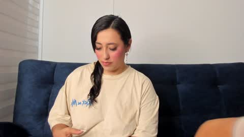 Dilany Josh online show from December 12, 1:49 pm