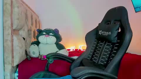 Snapshot of josh_cam99 chatting on February 7, 6:39 am JOSH online show from February 7, 6:39 am