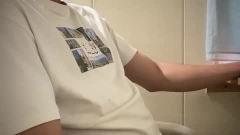 Nicolas online show from February 8, 10:35 pm