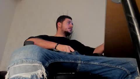 JoshKnight online show from November 5, 6:35 am