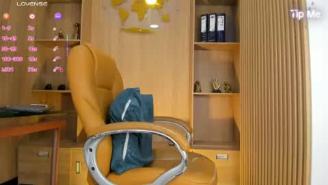 joshmiller___ online show from June 27, 12:22 pm