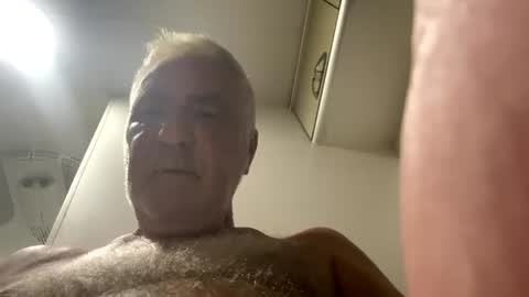 joshua19988945132 online show from August 4, 3:32 am