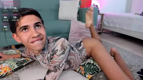 Joshua Sanz  online show from December 5, 5:05 am