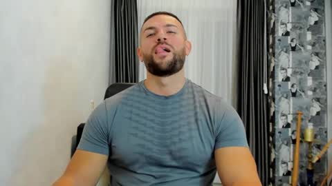 joshuamuscle69 online show from February 17, 7:15 am