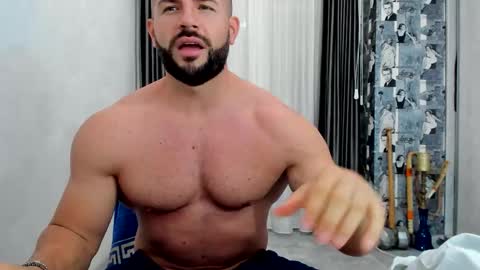 joshuamuscle69 online show from November 14, 6:28 pm