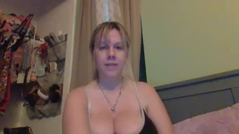 Lana Caruso online show from November 23, 2:33 am