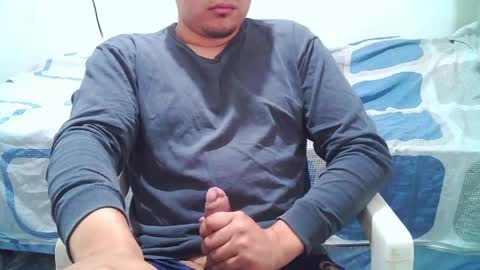 josq121 online show from April 1, 1:52 pm