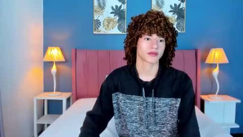 Snapshot of joss_shellby chatting on January 14, 12:11 pm joss_shellby online show from January 14, 12:11 pm