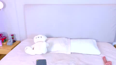 Snapshot of josselynbrown chatting on February 8, 1:14 pm Joss online show from February 8, 1:14 pm