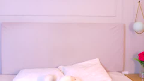 Snapshot of josselynbrown chatting on February 11, 11:15 am Joss online show from February 11, 11:15 am