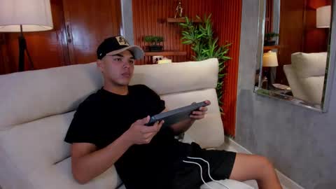 Snapshot of josseph_smit_ chatting on March 1, 4:20 pm Josseph online show from March 1, 4:20 pm