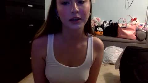 Snapshot of josswrld chatting on December 12, 1:10 am chloebxrry online show from December 12, 1:10 am