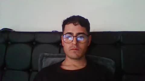 josux8 online show from December 16, 4:01 pm