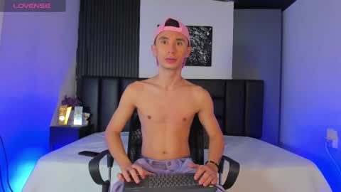Snapshot of jota_stevensxx chatting on February 13, 11:50 am Jota Stivens online show from February 13, 11:50 am