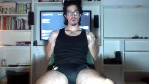 Snapshot of jotarojas1 chatting on April 22, 6:38 am jotarojas1 online show from April 22, 6:38 am