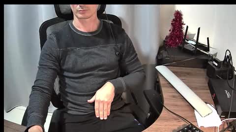 Matias online show from December 16, 5:45 am