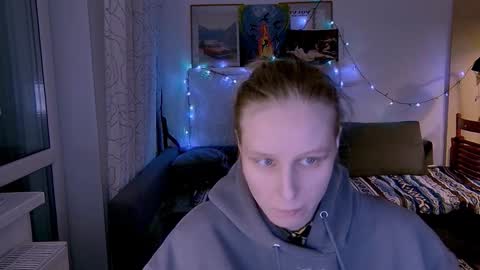 joy_keys online show from February 6, 6:24 pm