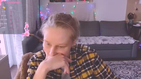 joy_keys online show from March 9, 2:54 pm