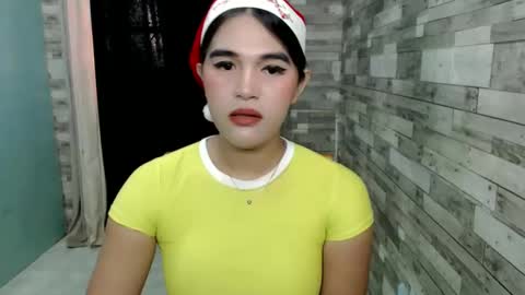 Snapshot of joycum_xxx chatting on December 10, 10:16 pm JOY in your heart  online show from December 10, 10:16 pm