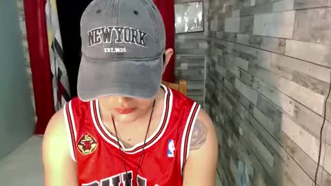 Snapshot of joycum_xxx chatting on January 29, 3:54 am JOY in your heart  online show from January 29, 3:54 am