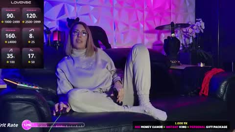 Joy Latoya online show from January 16, 9:35 am