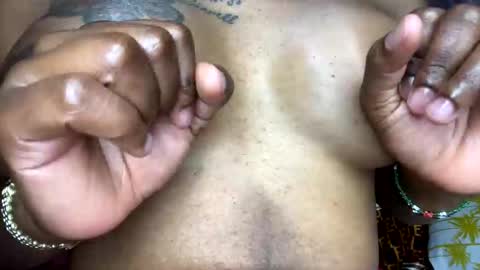 Butterflyass online show from October 13, 3:06 am