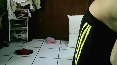 Snapshot of jperezoficcial chatting on October 9, 7:34 pm J Prez Official online show from October 9, 7:34 pm