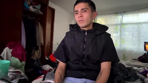 Snapshot of jperezoficcial chatting on February 3, 12:20 am J Prez Official online show from February 3, 12:20 am