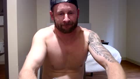 Snapshot of jplem chatting on December 1, 5:46 pm KingDingaLing34 online show from December 1, 5:46 pm