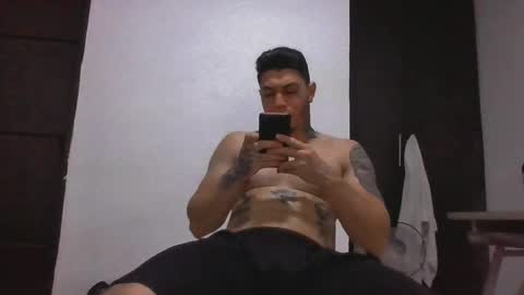 Snapshot of jq401055 chatting on January 9, 4:39 pm Jaxxx67 online show from January 9, 4:39 pm