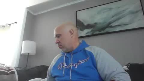 Snapshot of jr1871 chatting on January 12, 2:44 pm jr1871 online show from January 12, 2:44 pm