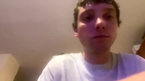 Snapshot of jr_is_back chatting on March 9, 12:42 am Assholelover online show from March 9, 12:42 am