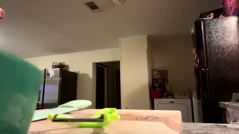 Snapshot of jr_is_back chatting on March 12, 2:30 am Assholelover online show from March 12, 2:30 am