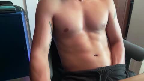 jrxguy online show from April 20, 11:39 pm