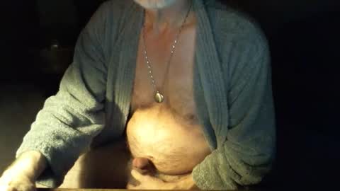 Snapshot of jt335577 chatting on December 12, 5:20 am jt335577 online show from December 12, 5:20 am