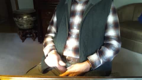 Snapshot of jt335577 chatting on February 4, 4:18 pm jt335577 online show from February 4, 4:18 pm