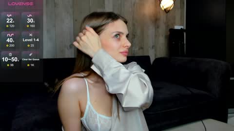 Julia and Julia online show from December 29, 6:05 pm