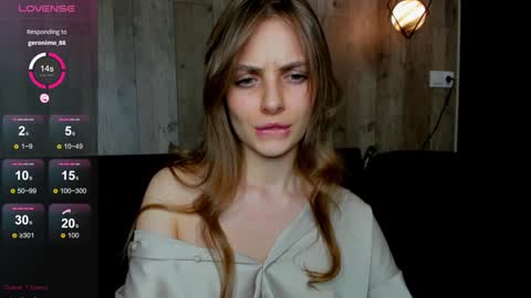 Julia and Julia online show from February 7, 5:29 pm