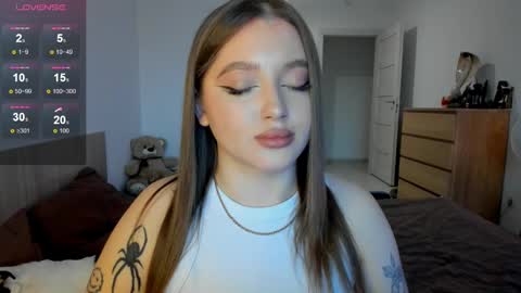 Julia and Julia online show from February 23, 3:08 pm