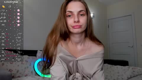 Julia and Julia online show from May 16, 6:39 pm