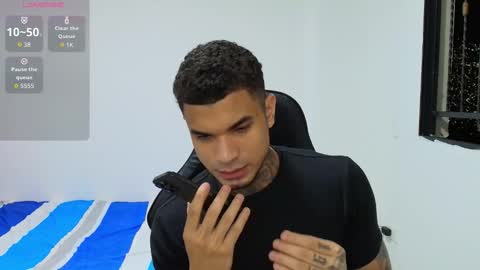 juan_gomez_1 online show from February 4, 1:44 am