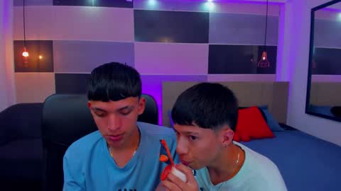 JuanSteven online show from December 20, 5:04 am