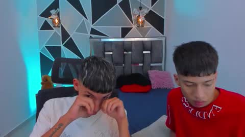 JuanSteven online show from February 3, 6:22 am