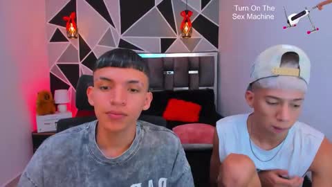 JuanSteven online show from March 19, 3:32 am