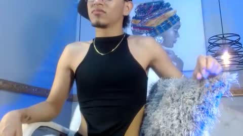 juan_saul1 online show from May 30, 6:16 pm