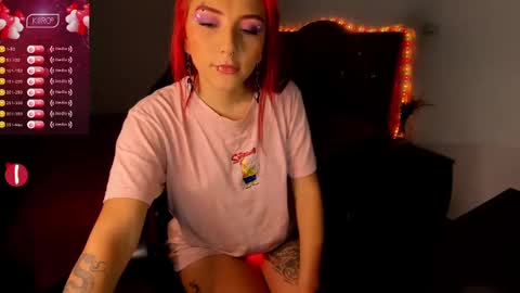 Snapshot of juana_tropic chatting on December 17, 11:27 pm Juana Fer online show from December 17, 11:27 pm