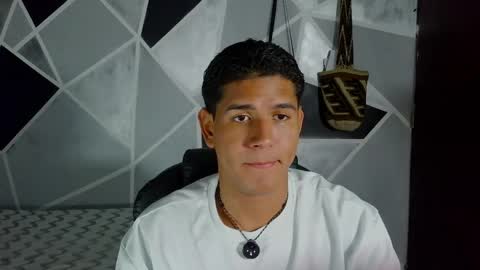 Juan online show from May 20, 1:23 am