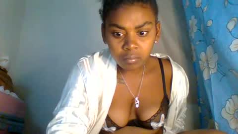 Snapshot of juanah921340 chatting on July 16, 11:22 pm Juanah online show from July 16, 11:22 pm