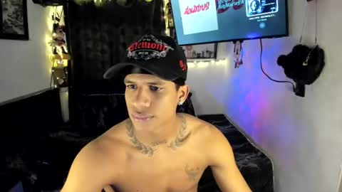 Snapshot of juanbigcock21cm chatting on July 15, 6:02 pm juan jose online show from July 15, 6:02 pm